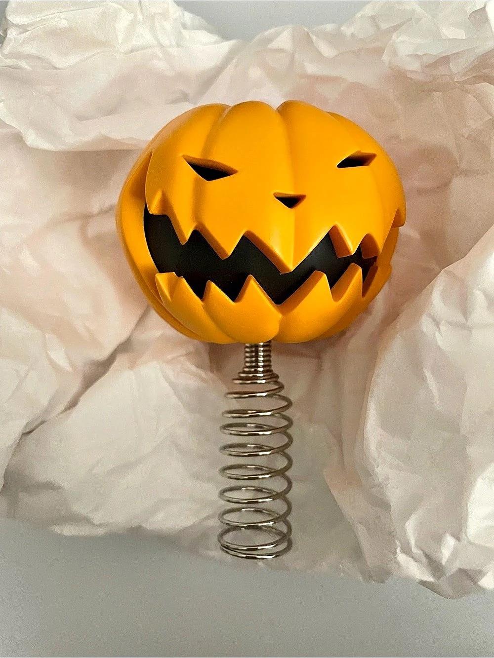 Hallmark Miniature Pumpkin King Tree Topper Disney The Nightmare Before - Picture 2 of 6